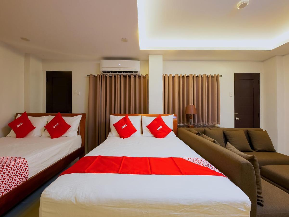 Oyo 848 Dona Aurora Condotel Quezon City Exteriér fotografie