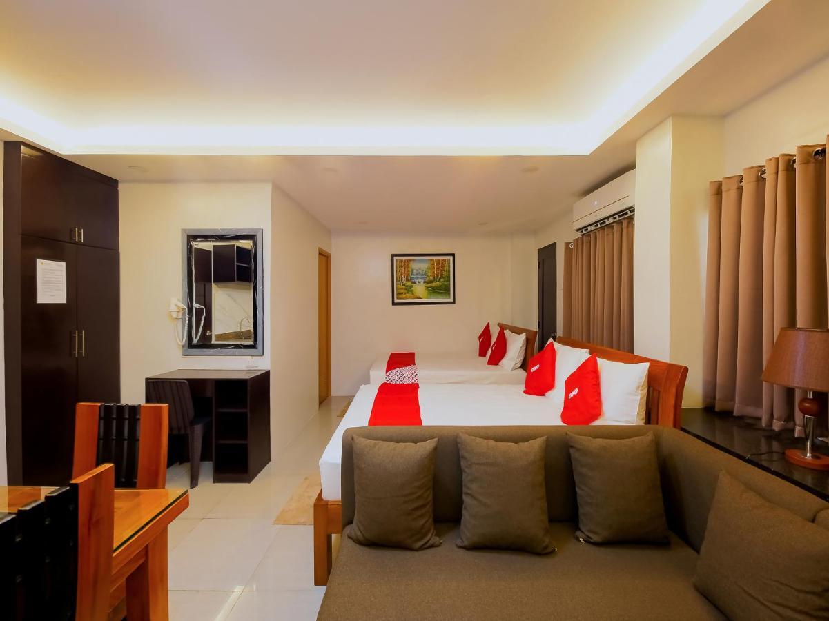 Oyo 848 Dona Aurora Condotel Quezon City Exteriér fotografie