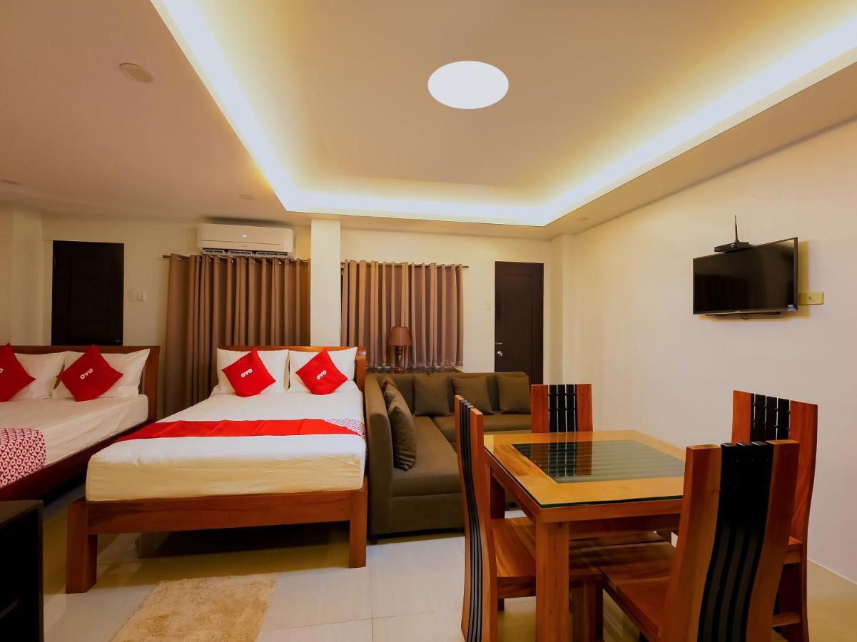 Oyo 848 Dona Aurora Condotel Quezon City Exteriér fotografie