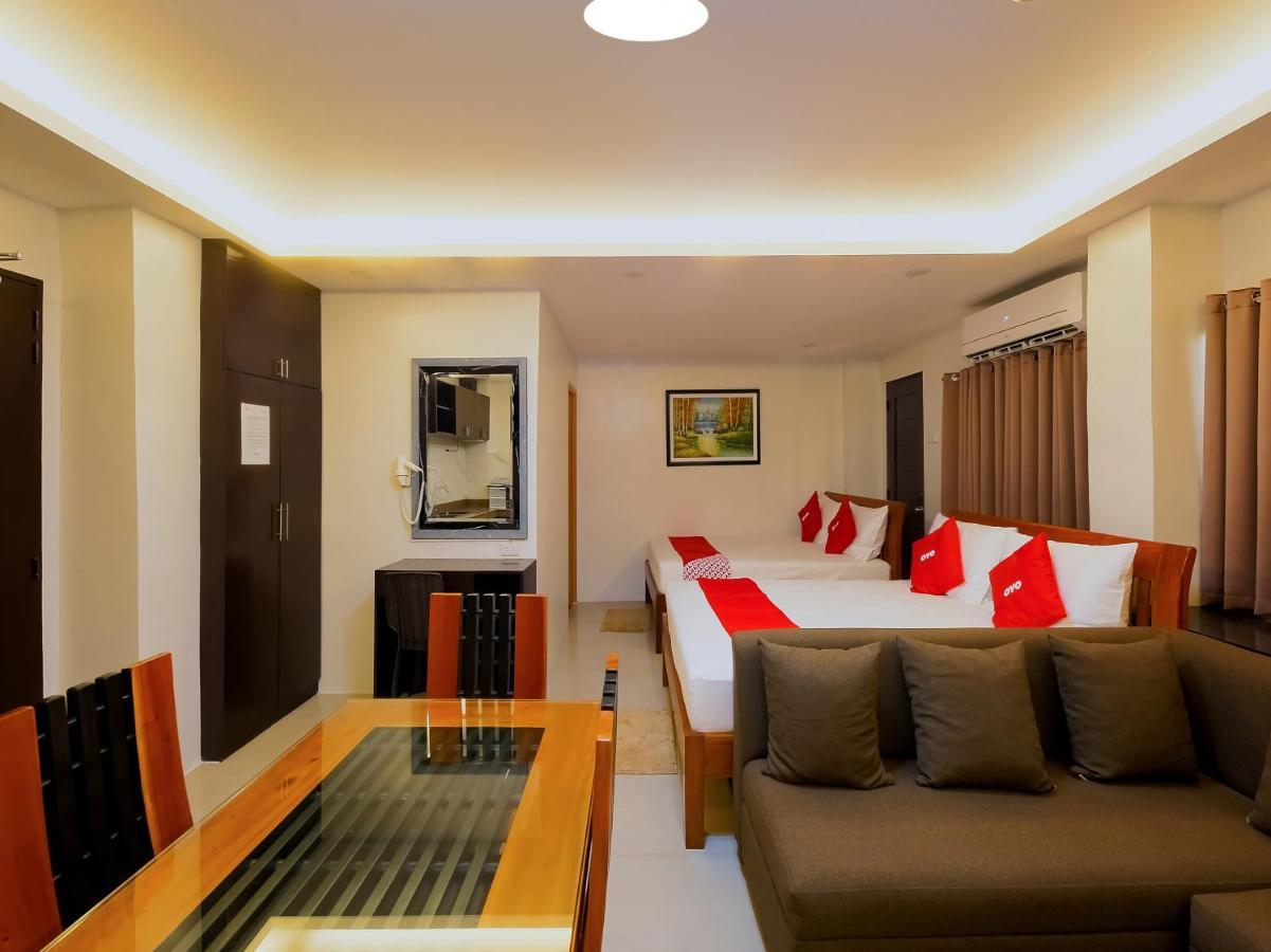 Oyo 848 Dona Aurora Condotel Quezon City Exteriér fotografie