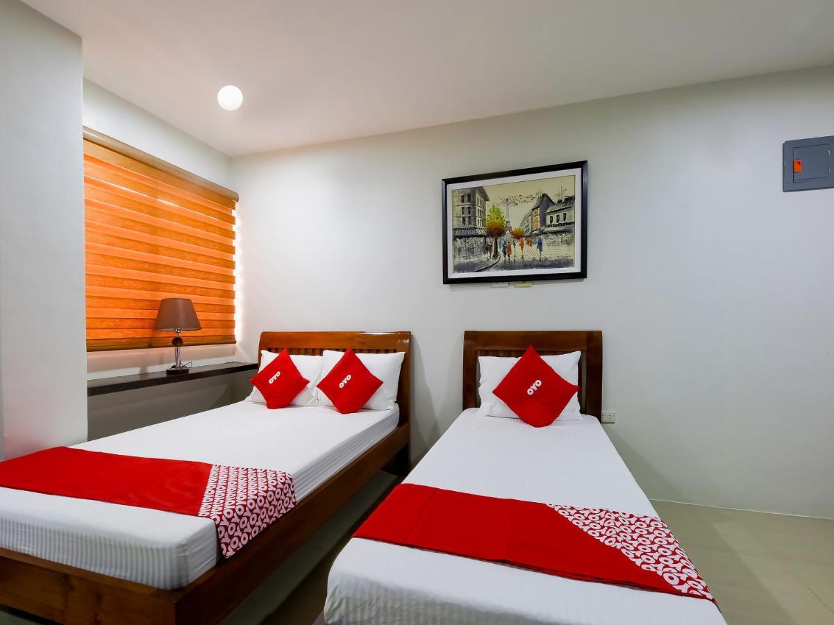 Oyo 848 Dona Aurora Condotel Quezon City Exteriér fotografie