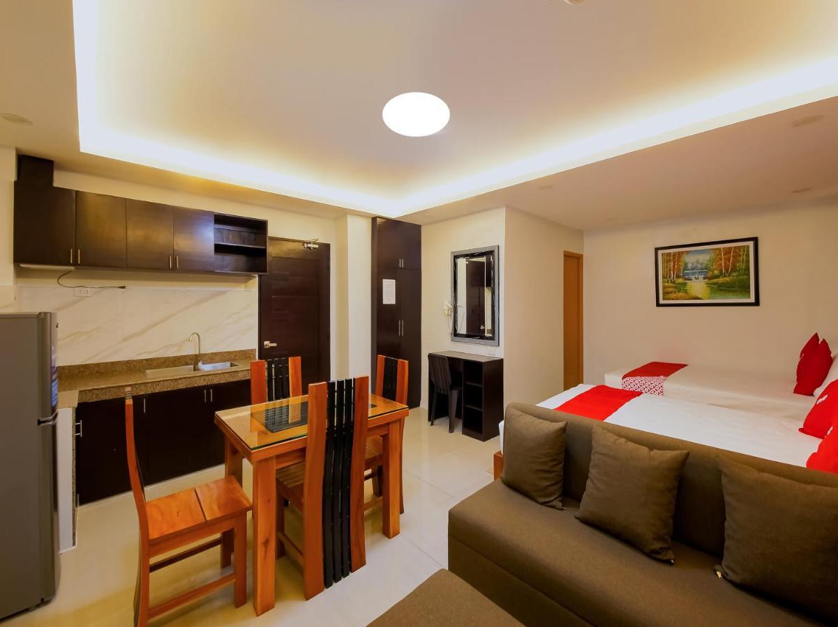 Oyo 848 Dona Aurora Condotel Quezon City Exteriér fotografie