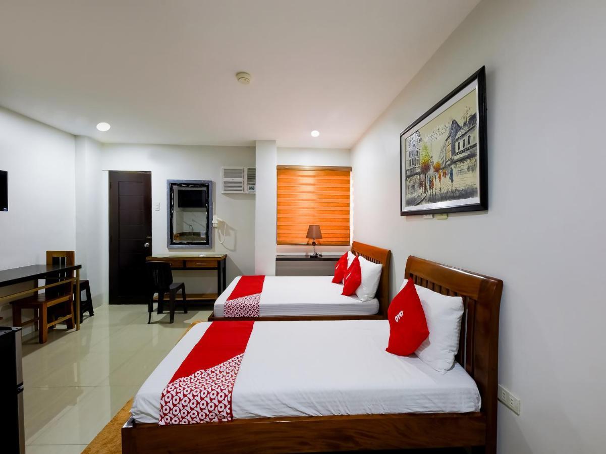 Oyo 848 Dona Aurora Condotel Quezon City Exteriér fotografie