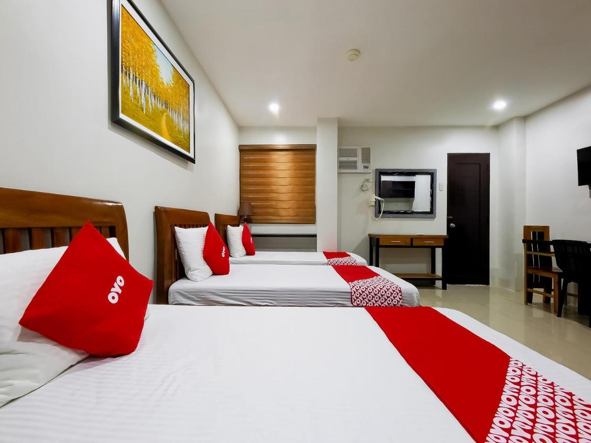 Oyo 848 Dona Aurora Condotel Quezon City Exteriér fotografie