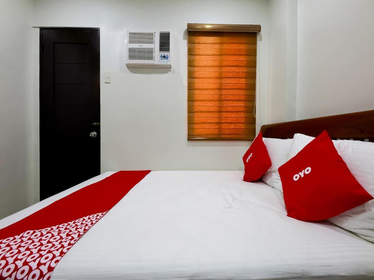Oyo 848 Dona Aurora Condotel Quezon City Exteriér fotografie
